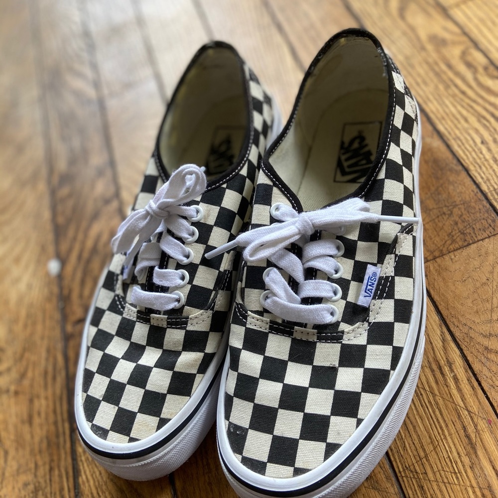 Laced CHECKERED VANS